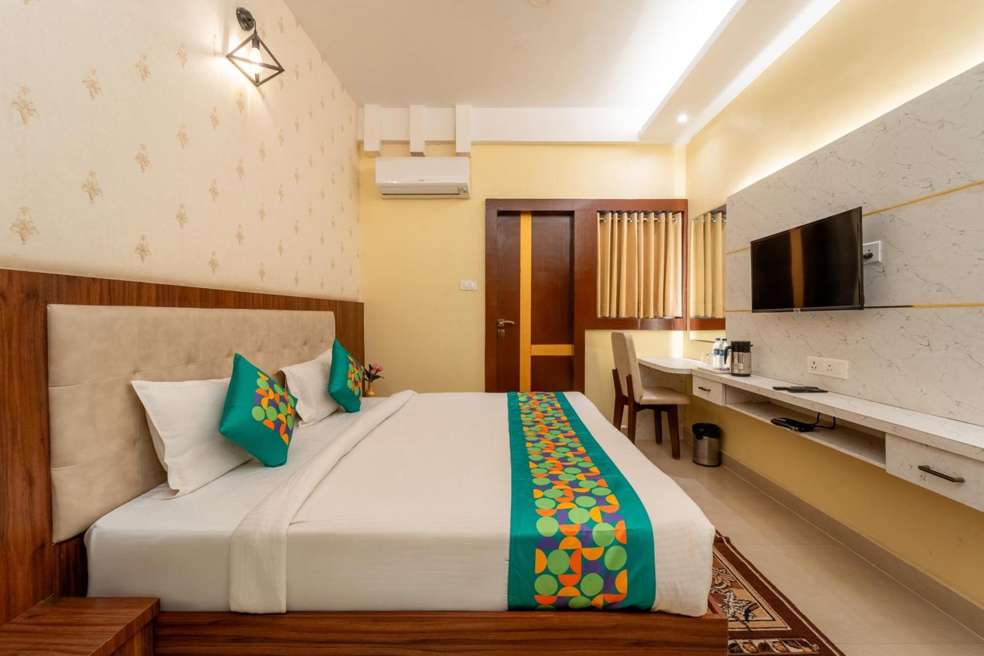 Treebo Premium Zorba Hotel โบปาล ภายนอก รูปภาพ